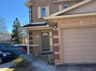 302 College Ave W #19, Guelph, ON