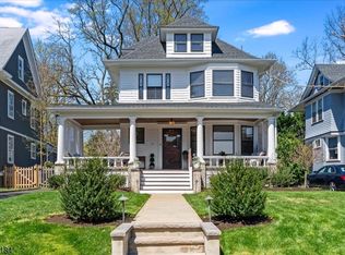 20 Hillside Ave, Glen Ridge, NJ 07028