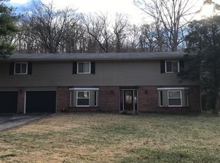 17 Enchanted Forest Dr, Arnold, MO 63010