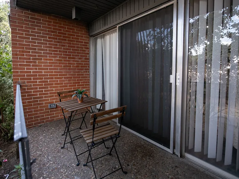 E Avenue J — Photo 29