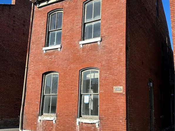 811 Russell Blvd, Saint Louis, MO 63104