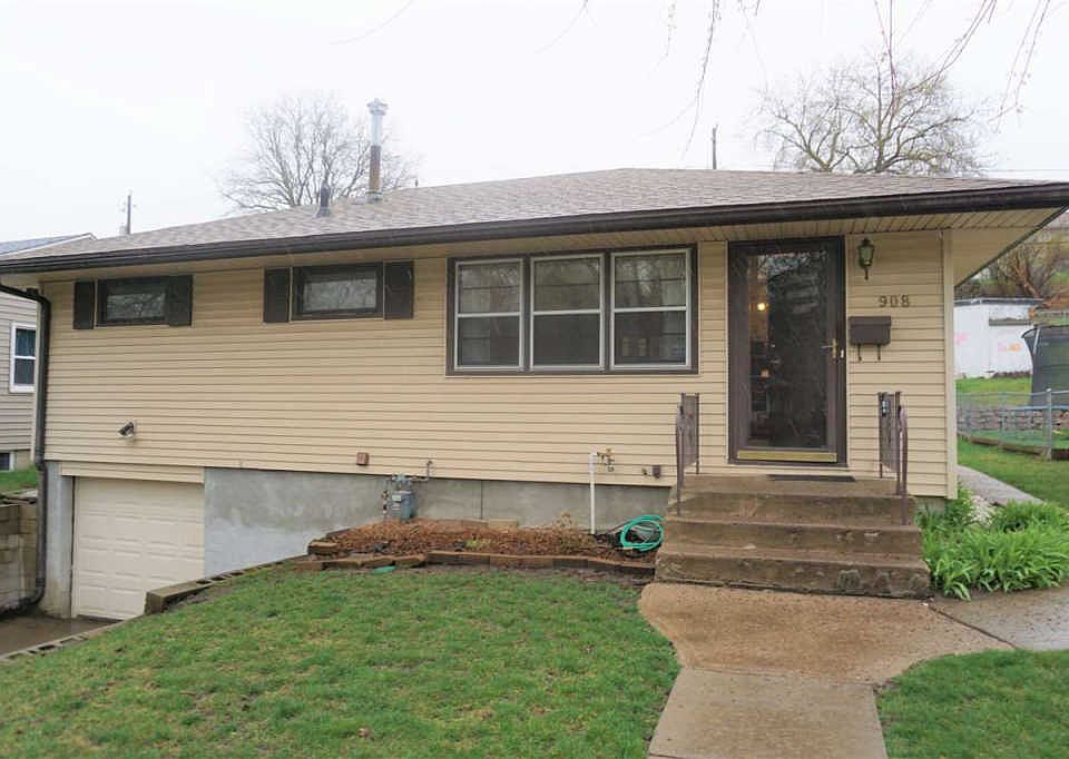 1st image of 908 S Martha St