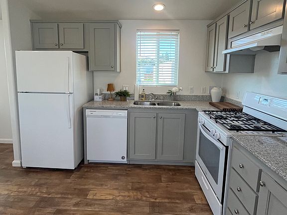 5th image of 86 Lyle Way