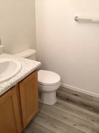2 bed, 2.5 bath, 1000 sqft, $1,994 — Photo 3