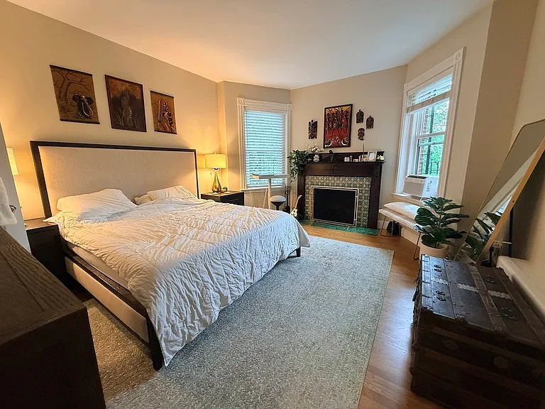 1083 Beacon St #3 — Photo 9