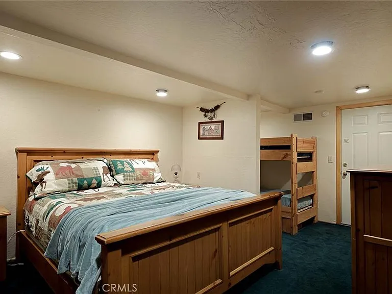637 Crest Estates Ct — Photo 7