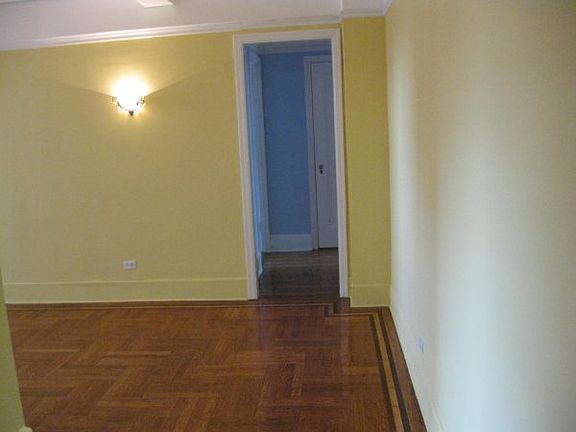 2nd image of 123 W 93rd St APT 8I