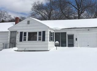 15 Graham St, Springfield, MA 01119