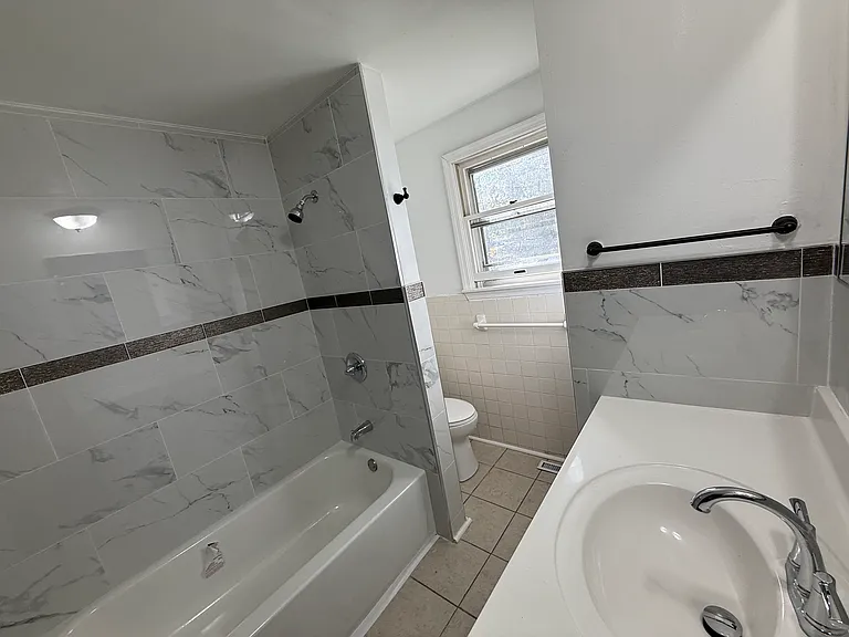 27 Fairgreen Dr #27 — Photo 13