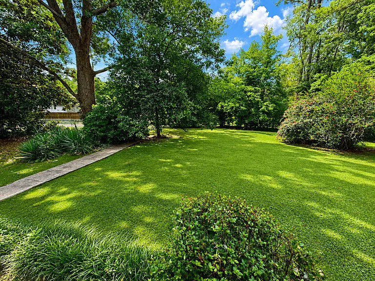 108 Meadowview Cir — Photo 14