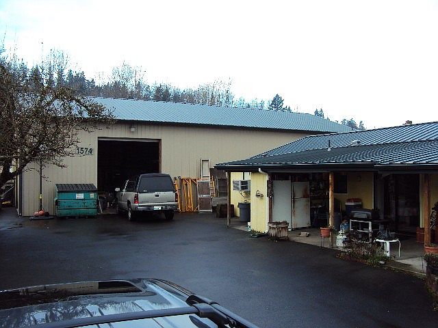 1st image of 1574 Thornton Ave SW