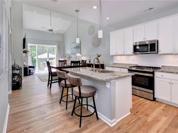 5221 Twilight Ct, Toano, VA 23168