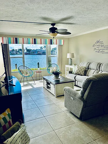 408 Tudor Dr #1C Photo 1