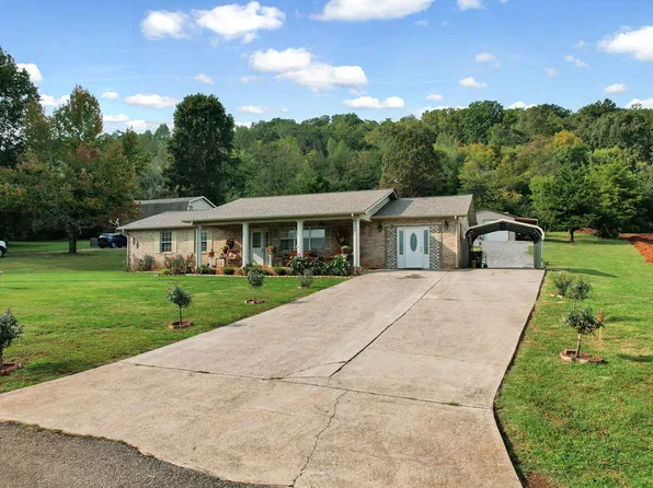161 Ogle Dr, Sweetwater, TN 37874