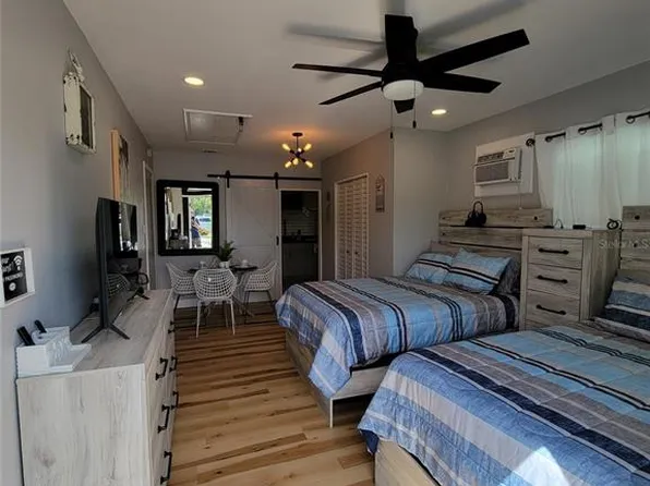 (undisclosed Address), Sarasota, FL 34234