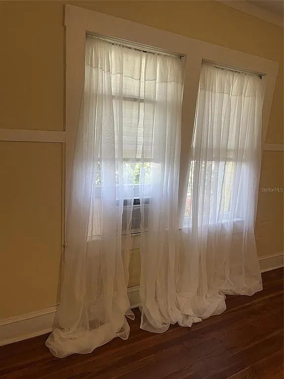 2 bed, 1.0 bath, 845 sqft, $1,700 — Photo 3