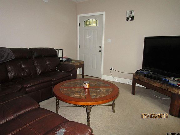 2nd image of 242 Bloomingrove Dr