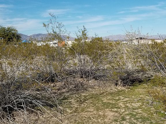 3rd image of 67036 Moodie Ln Lot 1018