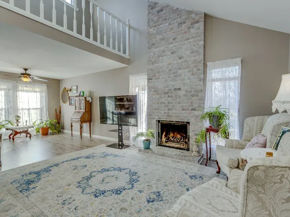 916 Old Fountain Pl, Hermitage, TN 37076