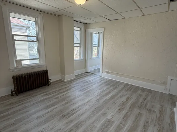 324 Spencer Ave APT 4, Pittsburgh, PA 15227
