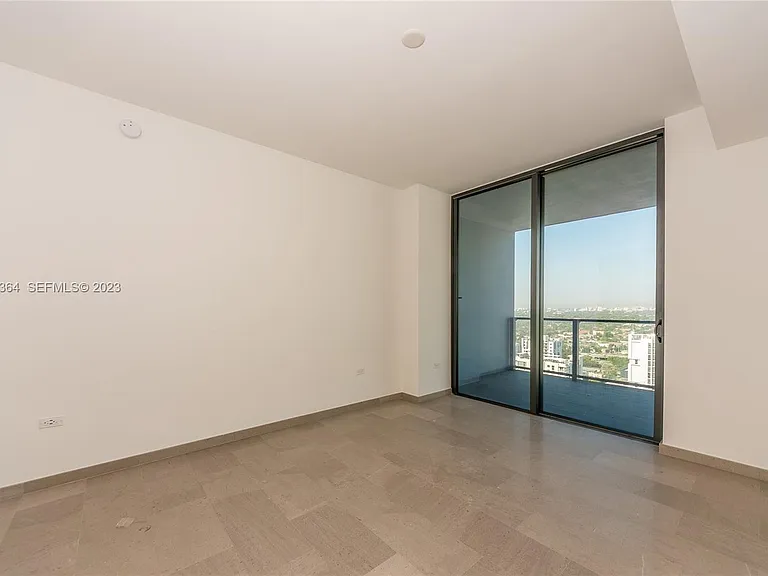 88 SW 7th St #1300 — Photo 7