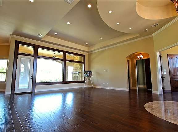 5th image of 6731 Misty Creek Ln
