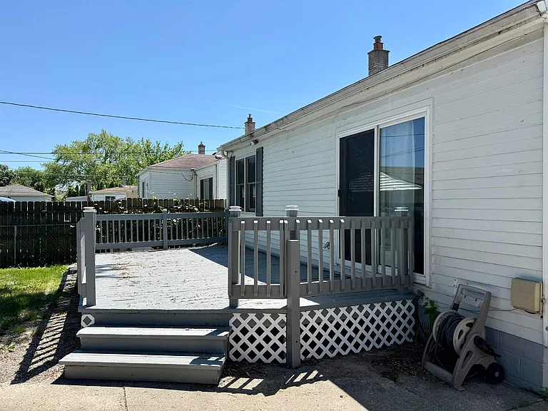 25304 Culver St — Photo 37