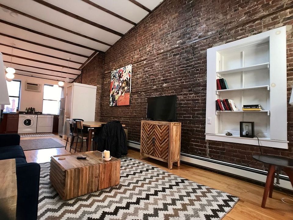 1st image of 181 Grand St #3
