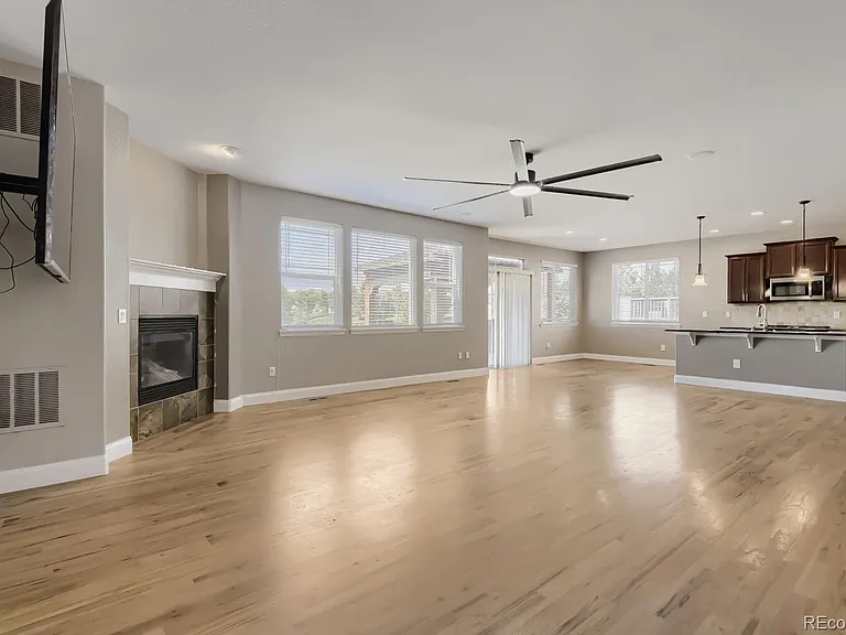 23763 E Eads Dr — Photo 3