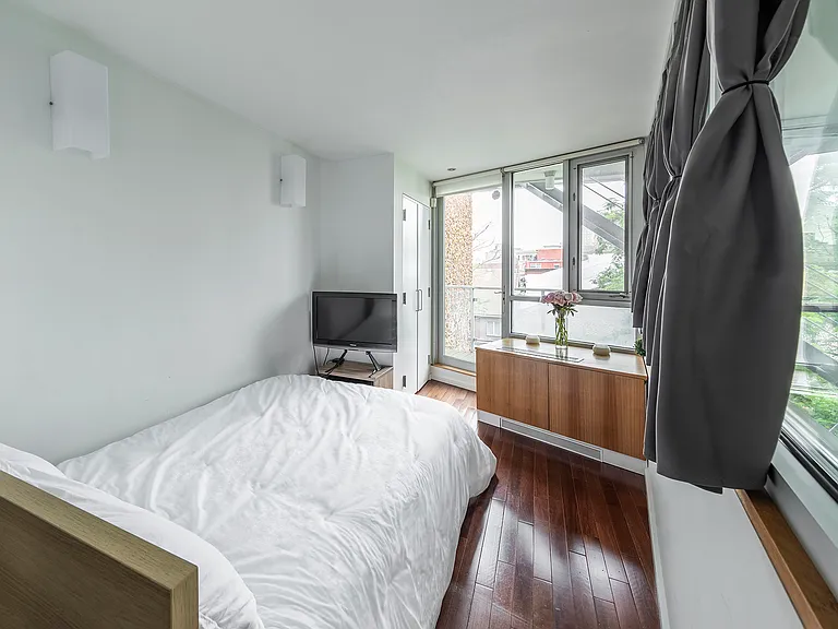 188 S 8th St #PENTHOUSE — Photo 13