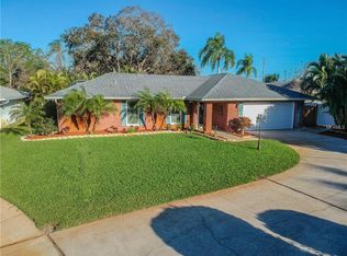 10611 Frances Ln, Largo, FL 33774