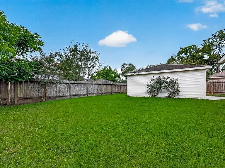 1519 Hitherfield Dr — Photo 19