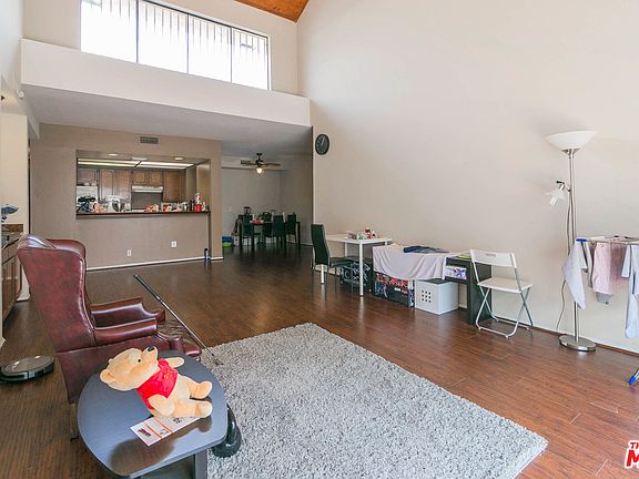 3rd image of 435 S La Fayette Park Pl Unit 306