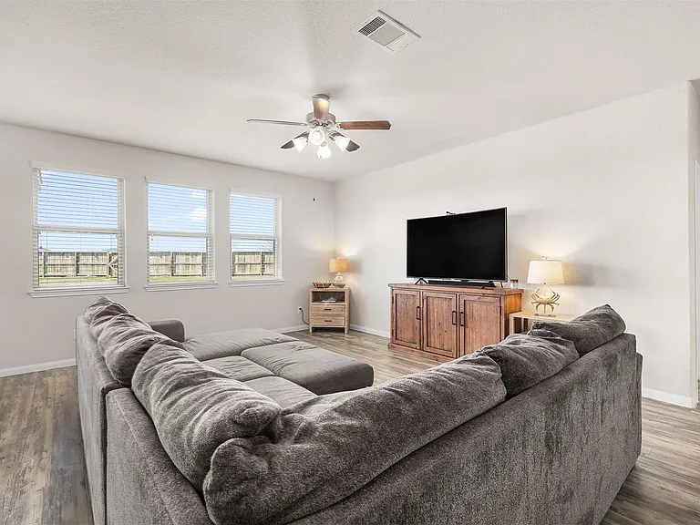 2225 Windy Sail Dr — Photo 6