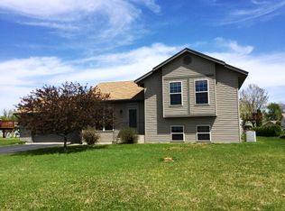 232 Glacier Ave, Sartell, MN 56377
