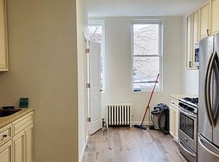 625 Humboldt St APT 3R, Brooklyn, NY 11222