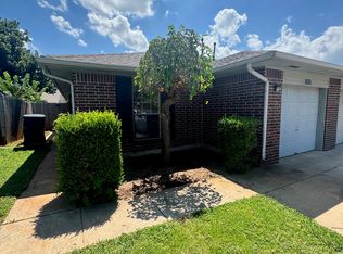 12512 SW 2nd St, Yukon, OK 73099