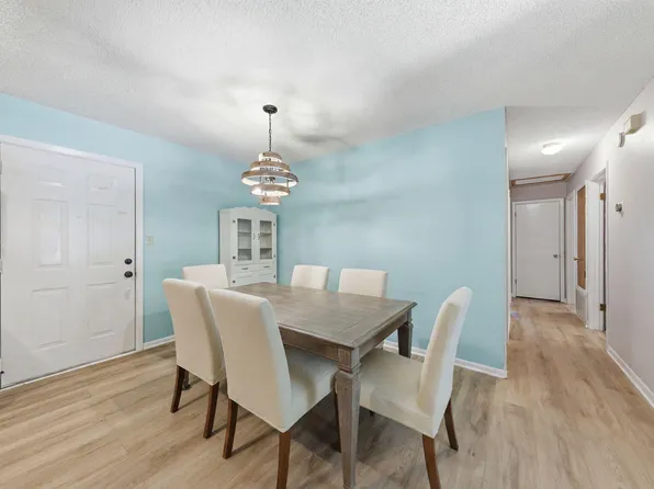532 Springtime Ave, Holt, FL 32564