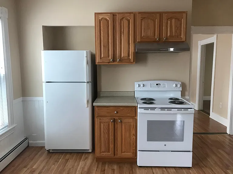 178 Bell St #2 — Photo 10
