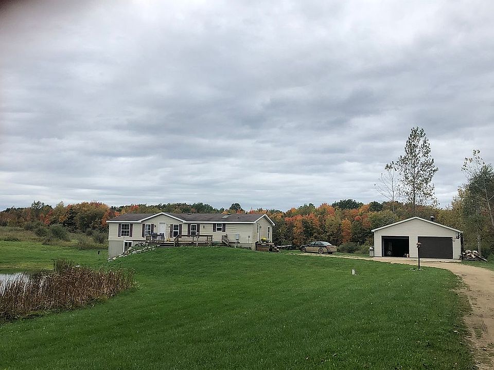 2nd image of 10378 Oak Rd
