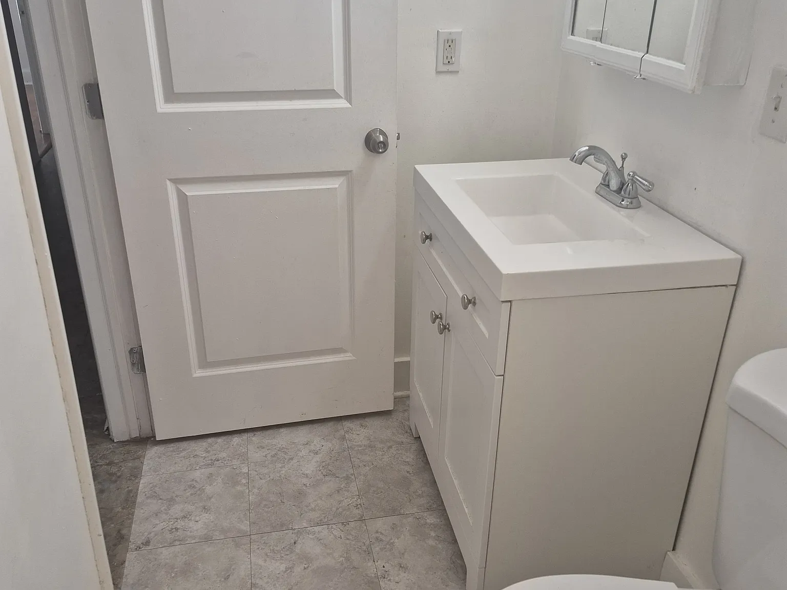2 bed, $1,200 — Photo 3