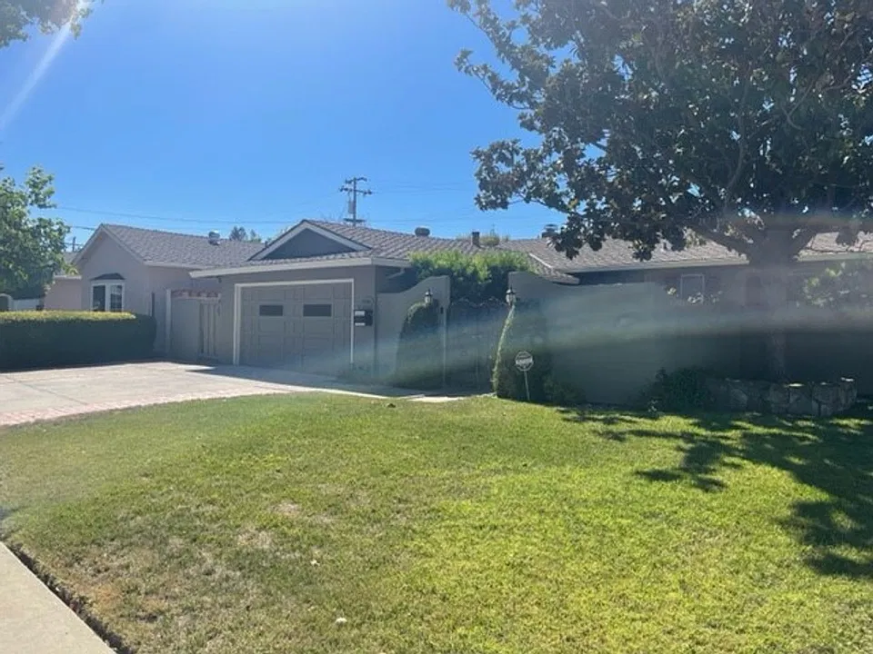 4588 Corona Dr