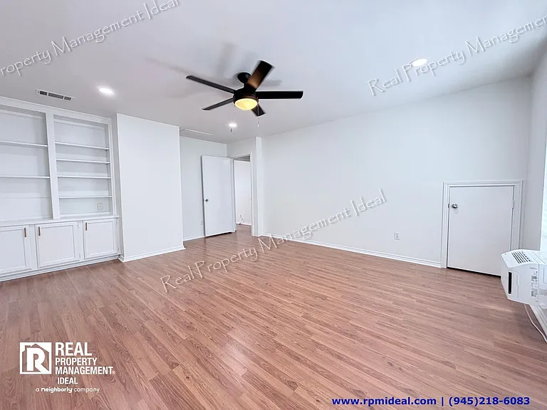4111 Herschel Ave #2 — Photo 18