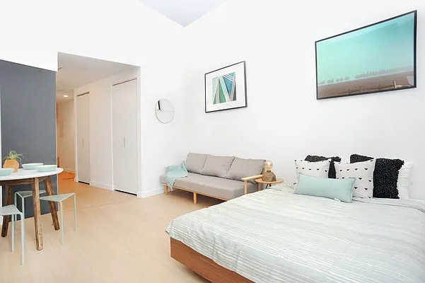 Rented by Town Residential | media 25