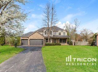 431 Camden Cir, Oswego, IL