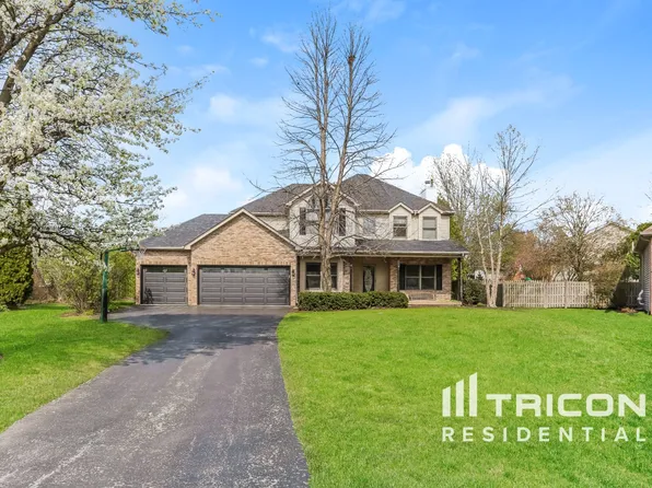 431 Camden Cir, Oswego, IL 60543