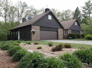 29993 Woodfield Dr, Mackinaw, IL 61755