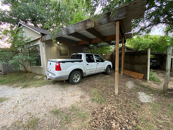 3rd image of 143 Folly Beach Dr APT B