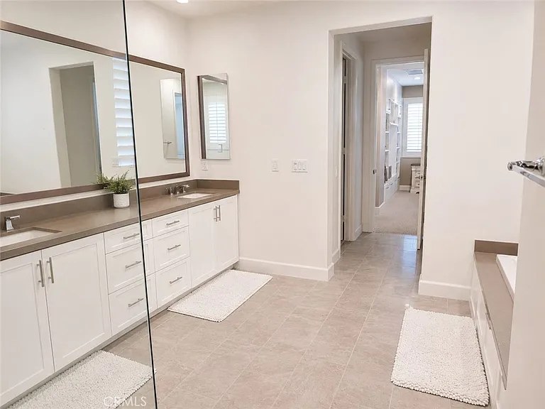 13419 Gardenia Ave — Photo 41