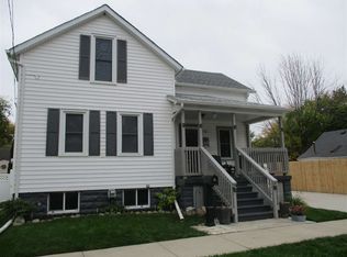 1102 E Smith St, Bay City, MI